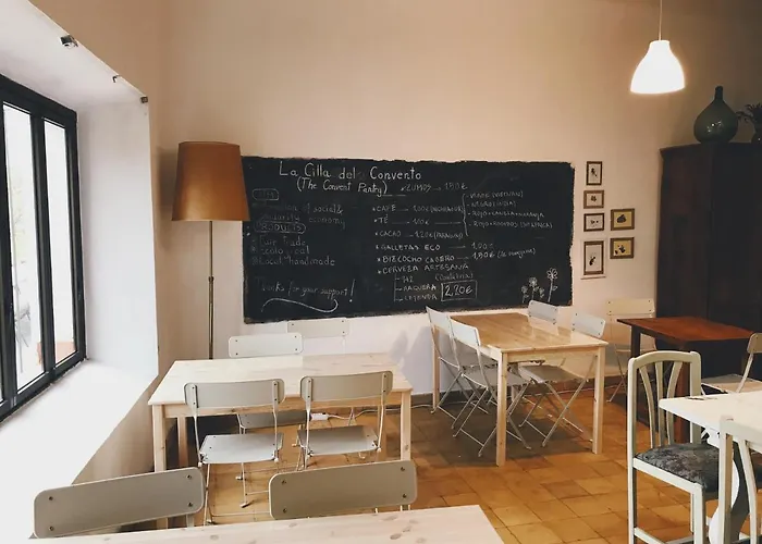 Albergue De Peregrinos El Convento Santillana del Mar