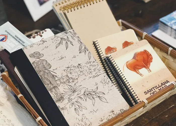 Albergue De Peregrinos El Convento Auberge de jeunesse Santillana del Mar