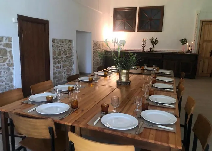 Albergue De Peregrinos El Convento Santillana del Mar